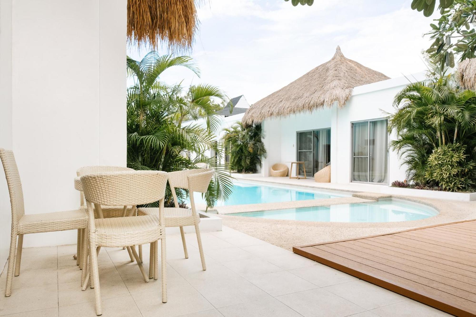 Seapearl Of Alona Hotel Panglao Eksteriør billede